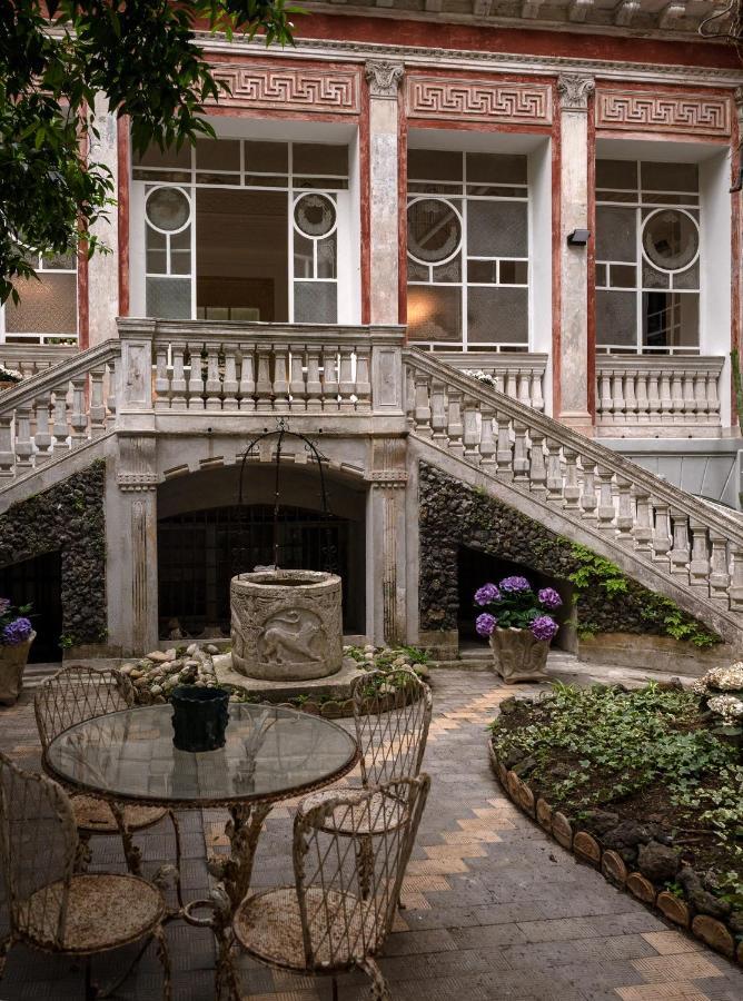 Affittacamere Artemisia Domus - Giardino Napoli