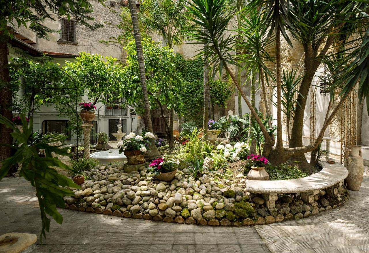 Artemisia Domus - Giardino * Napoli
